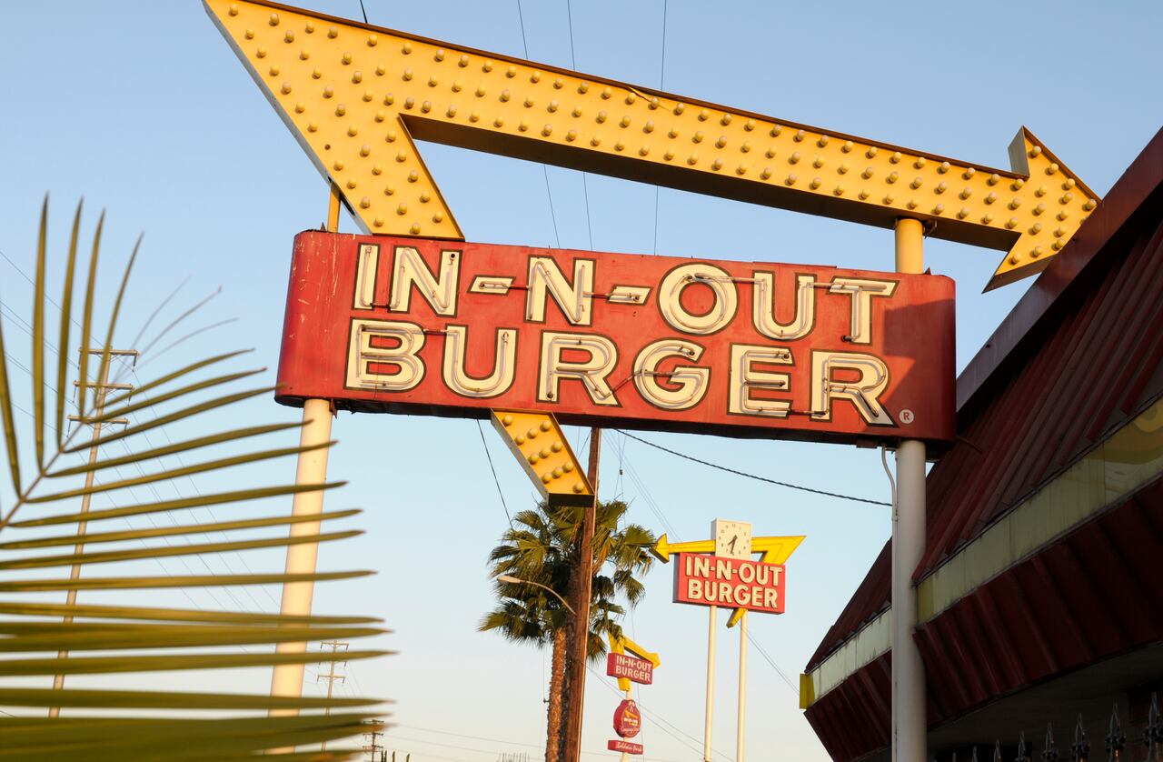 "In-N-Out Breaks 76-Year Streak, Closes Oakland Store Due to Crime Concerns"