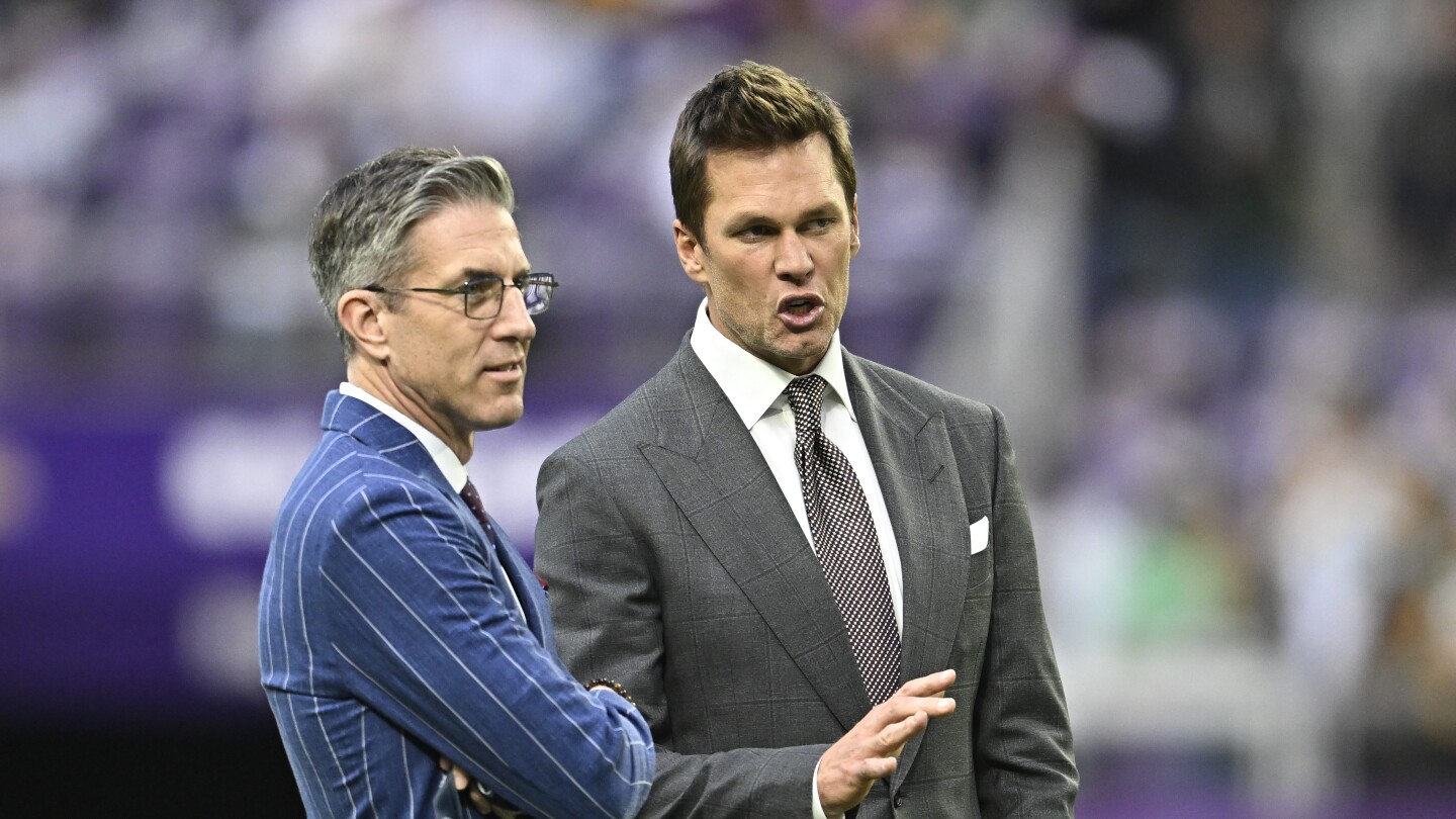 Featured image for Rob Gronkowski to Replace Jimmy Johnson as Fox NFL Sunday Analyst in 2025