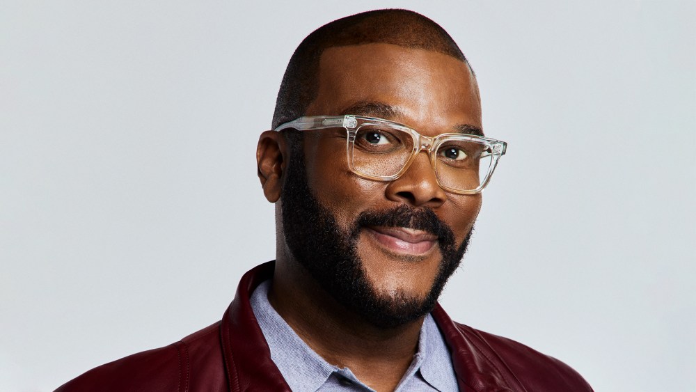 Featured image for "Tyler Perry Pauses $800M Studio Expansion Due to OpenAI's Sora Concerns"