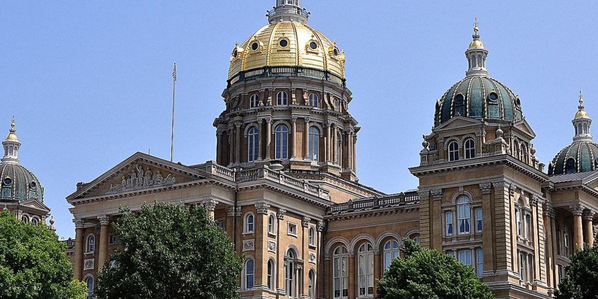 Featured image for "Over 19,000 Students Granted Private School Vouchers in Iowa, Raising Concerns"