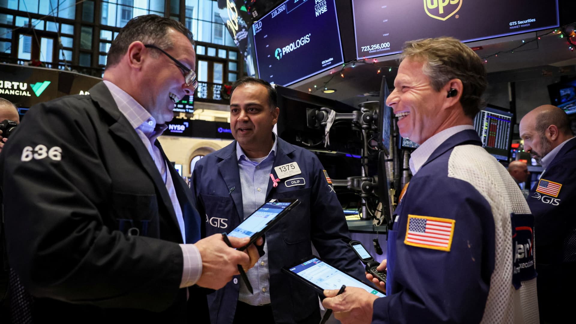 "Market Update: Dow Hits Milestone, S&P 500 Sets New Record High"