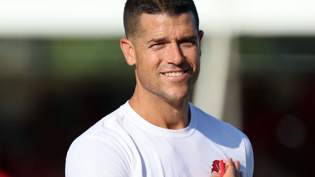 "Dave Canales: The Carolina Panthers' New Head Coach"