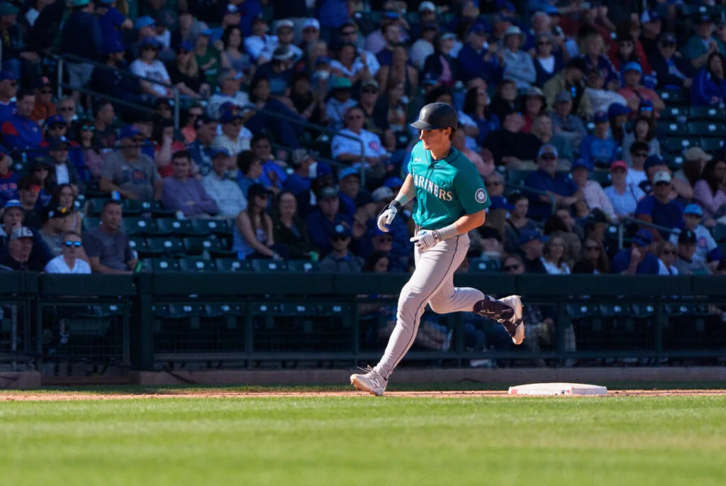 Mariners Bet on Infield Depth with Donovan, Emerson, Bliss