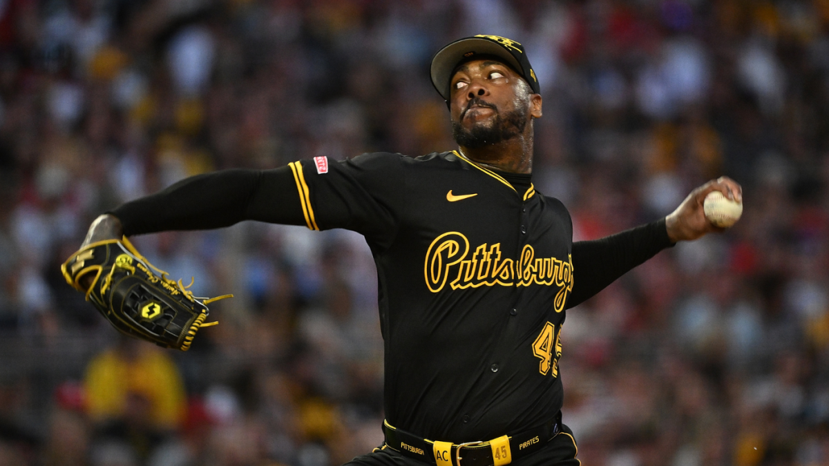 Featured image for Red Sox Sign Aroldis Chapman to One-Year Deal