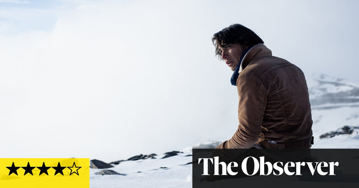 "Society of the Snow: The Harrowing Andes Survival Story on Netflix"