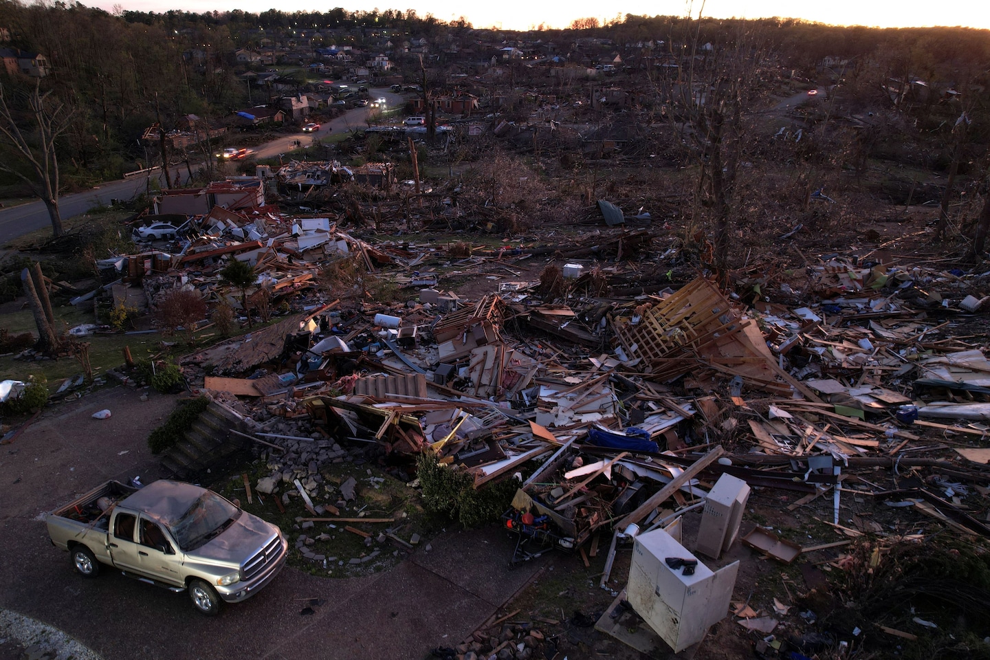 Featured image for Deadly Tornadoes and Storms Ravage Midwest and South.