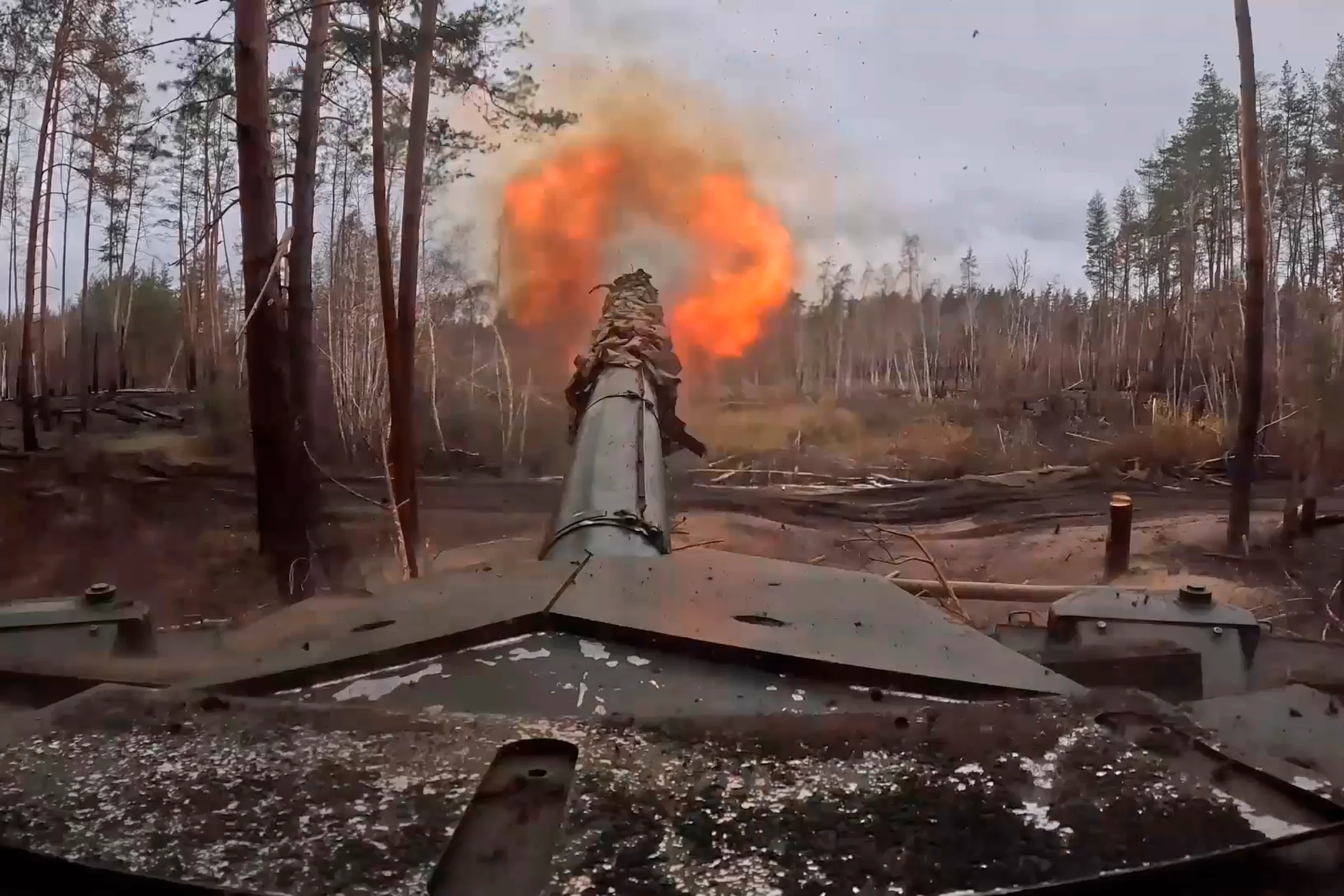 Kyiv Warns of Rapid Russian Advances Amid Missile Concerns
