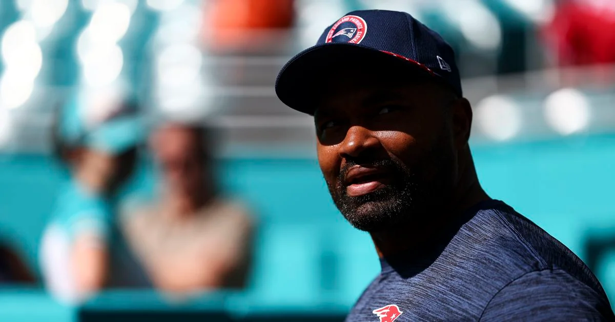 Jerod Mayo Addresses Patriots' Concerns After Discouraging Loss to Dolphins