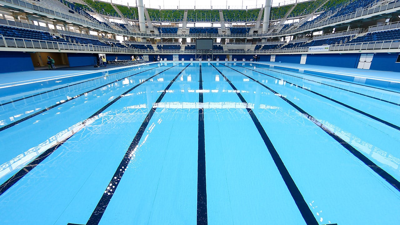 Controversy Erupts as Transgender Swimmer, 50, Competes Against Teens and Shares Locker Room