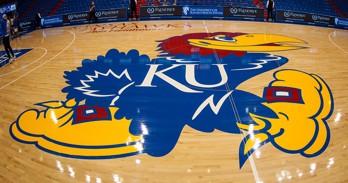 Featured image for Kansas Basketball Guard Noah Shelby Enters NCAA Transfer Portal