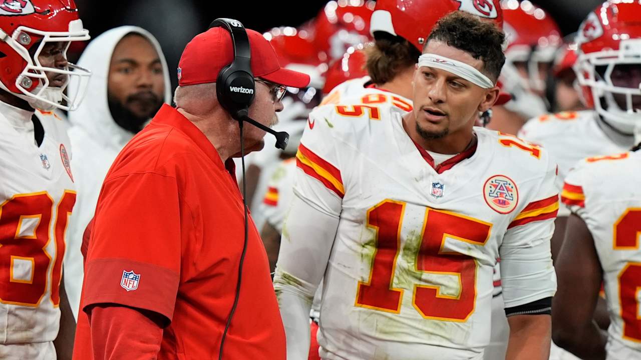 Chiefs' Early Struggles and the Road to Recovery