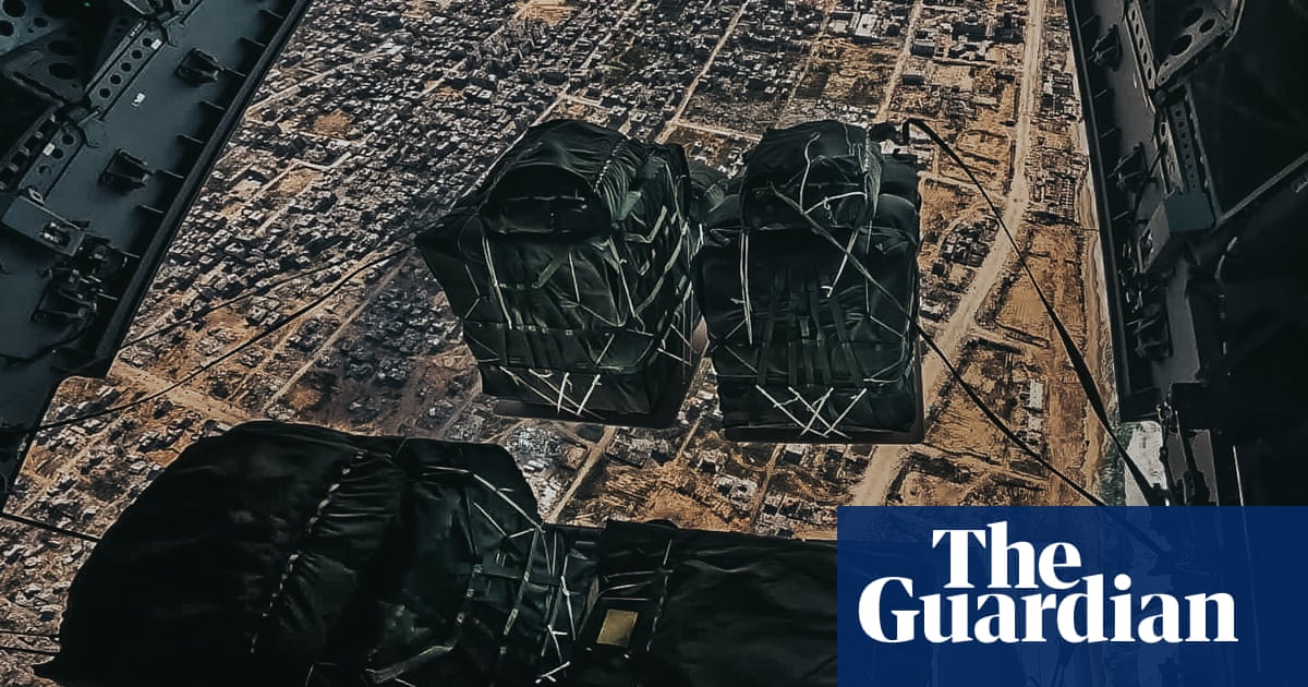 Featured image for Tragedy in Gaza: Fatal Airdrop Mishap Claims Lives