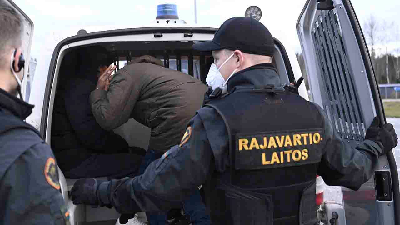 Russia's Retaliatory Border Tactics: Flood of Middle Eastern Migrants Raises Tensions with Finland