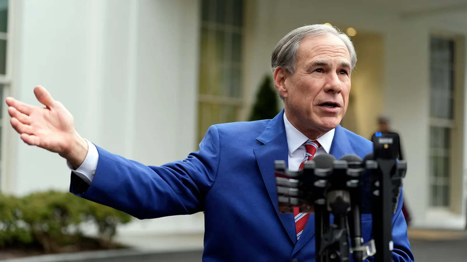 Featured image for Texas Democrats' Boycott Continues Amid Redistricting Standoff