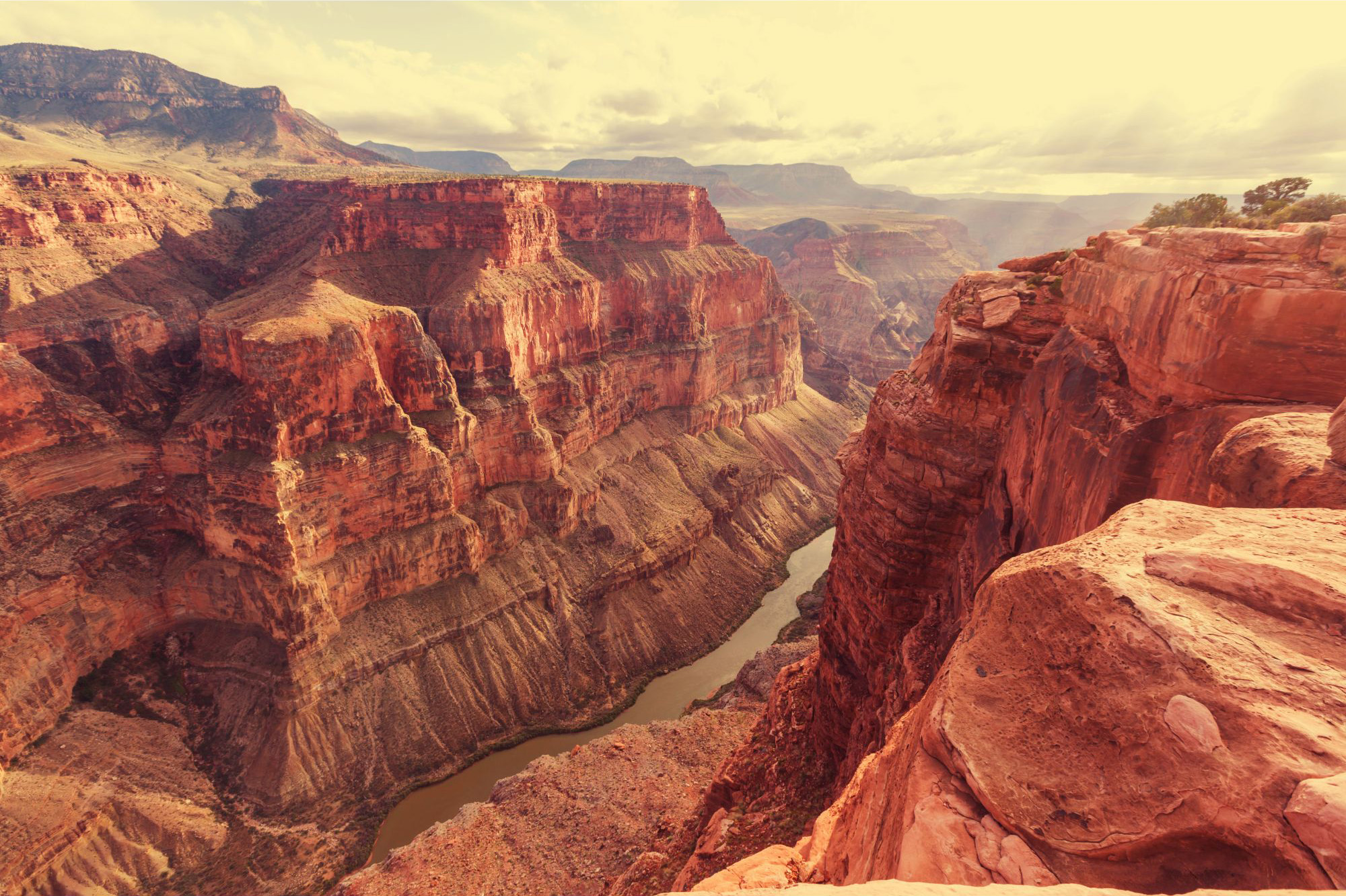 Featured image for Geologists Discover New Insights in Grand Canyon's Ancient Layers