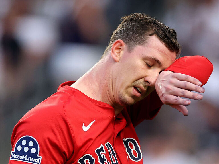 Featured image for Red Sox release Buehler, promote prospect Tolle to majors