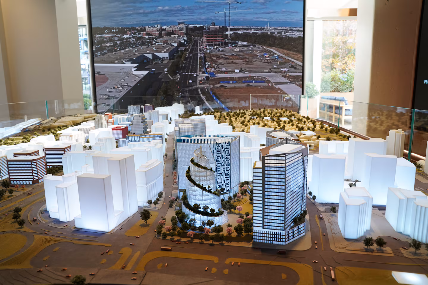 "Amazon HQ2 Transit Clash: Caps, Wizards Arena Plans Stir Controversy"