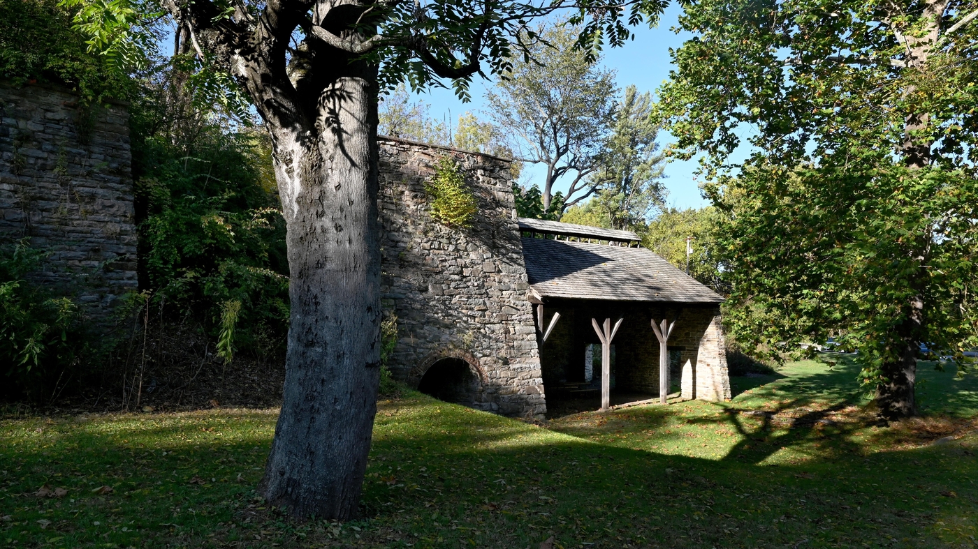 Featured image for Uncovering the Genetic Connections: 42,000 Present-Day Relatives Linked to 1800s Enslaved Black People