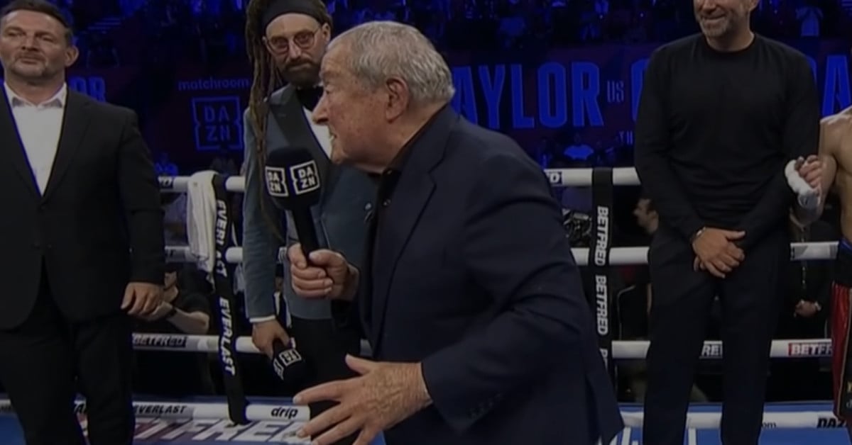 Featured image for Bob Arum Blasts 'Disgraceful' Scorecards After Catterall Defeats Taylor