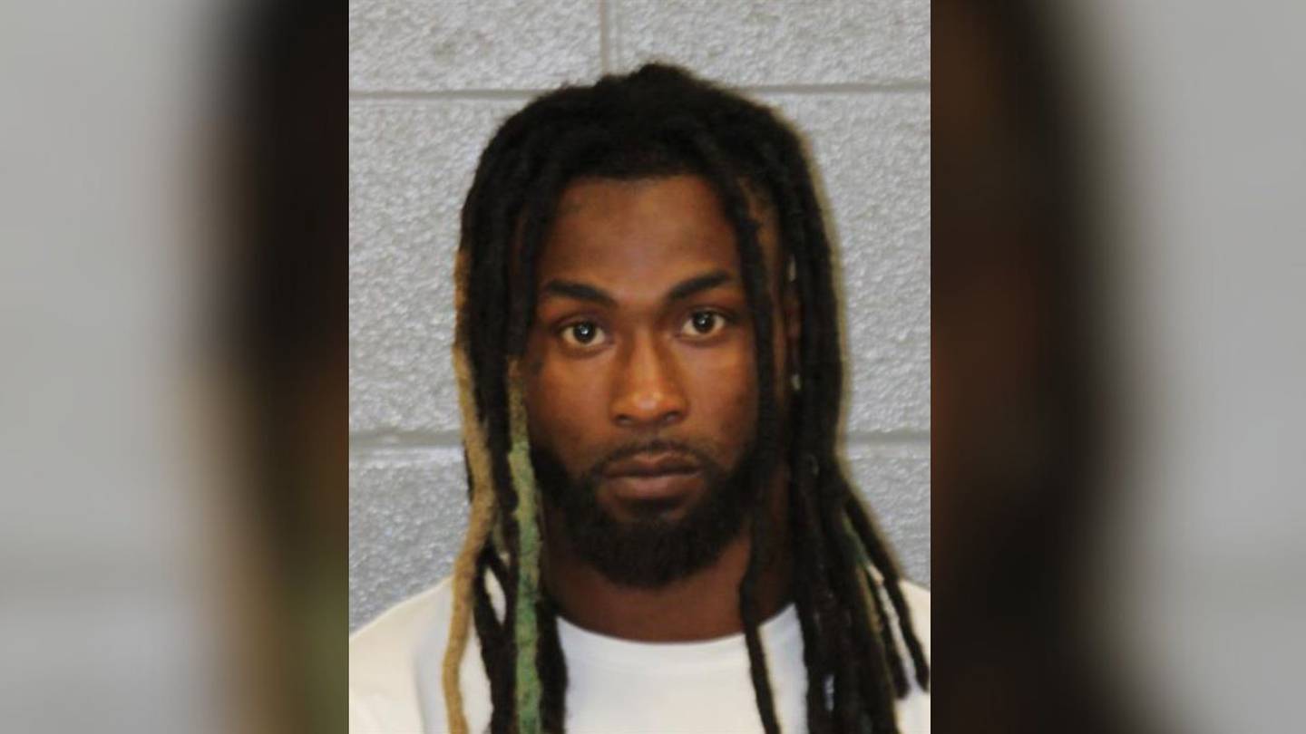 NFL Cornerback Arrested in Charlotte with Stolen Car and Guns