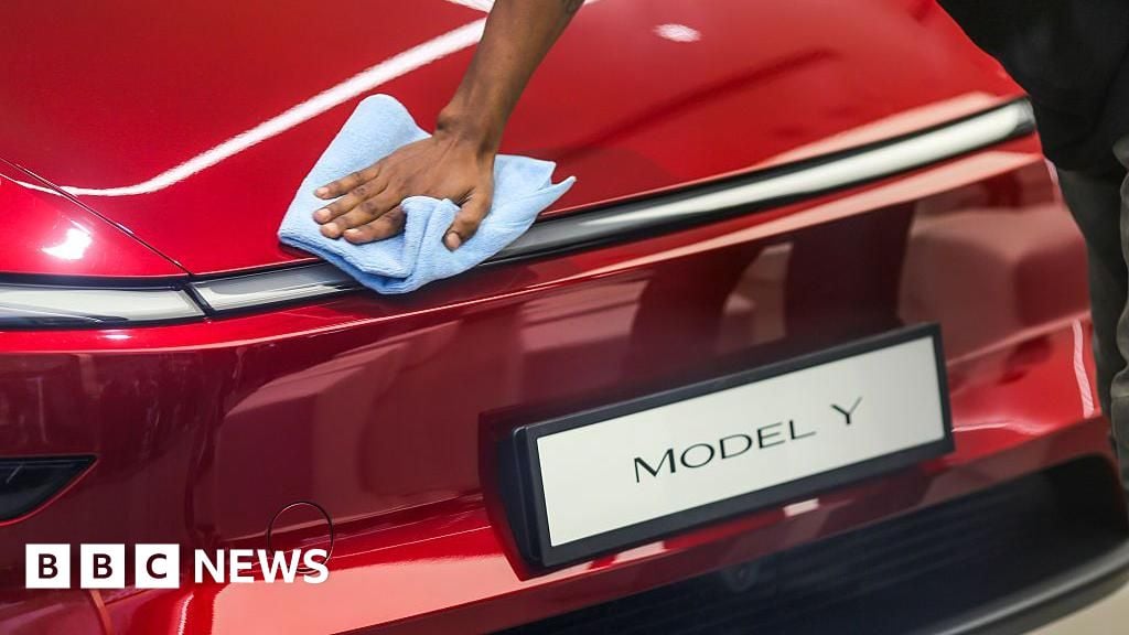 Featured image for Tesla Begins Production of Its Affordable Electric Vehicle