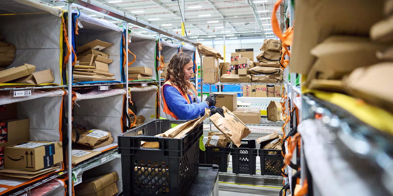 Featured image for Tech Giants' Earnings Report: Amazon's Mixed Results and Snap's Margin Warning.