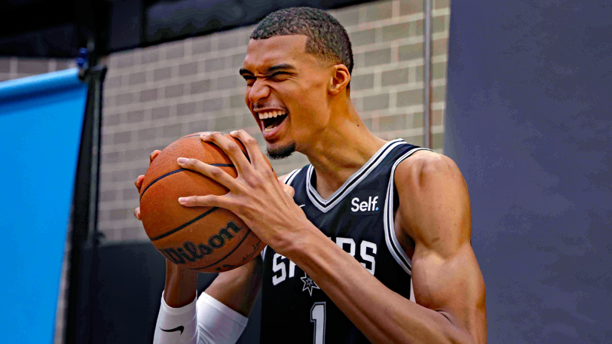 "2023-24 NBA Awards Predictions: Jokic vs Tatum for MVP, Wemby's Double Trophies, and Playoff Bracket Picks"