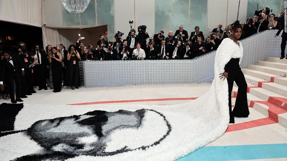 Featured image for Met Gala 2023: Fashion, Surprises, and Awkward Moments