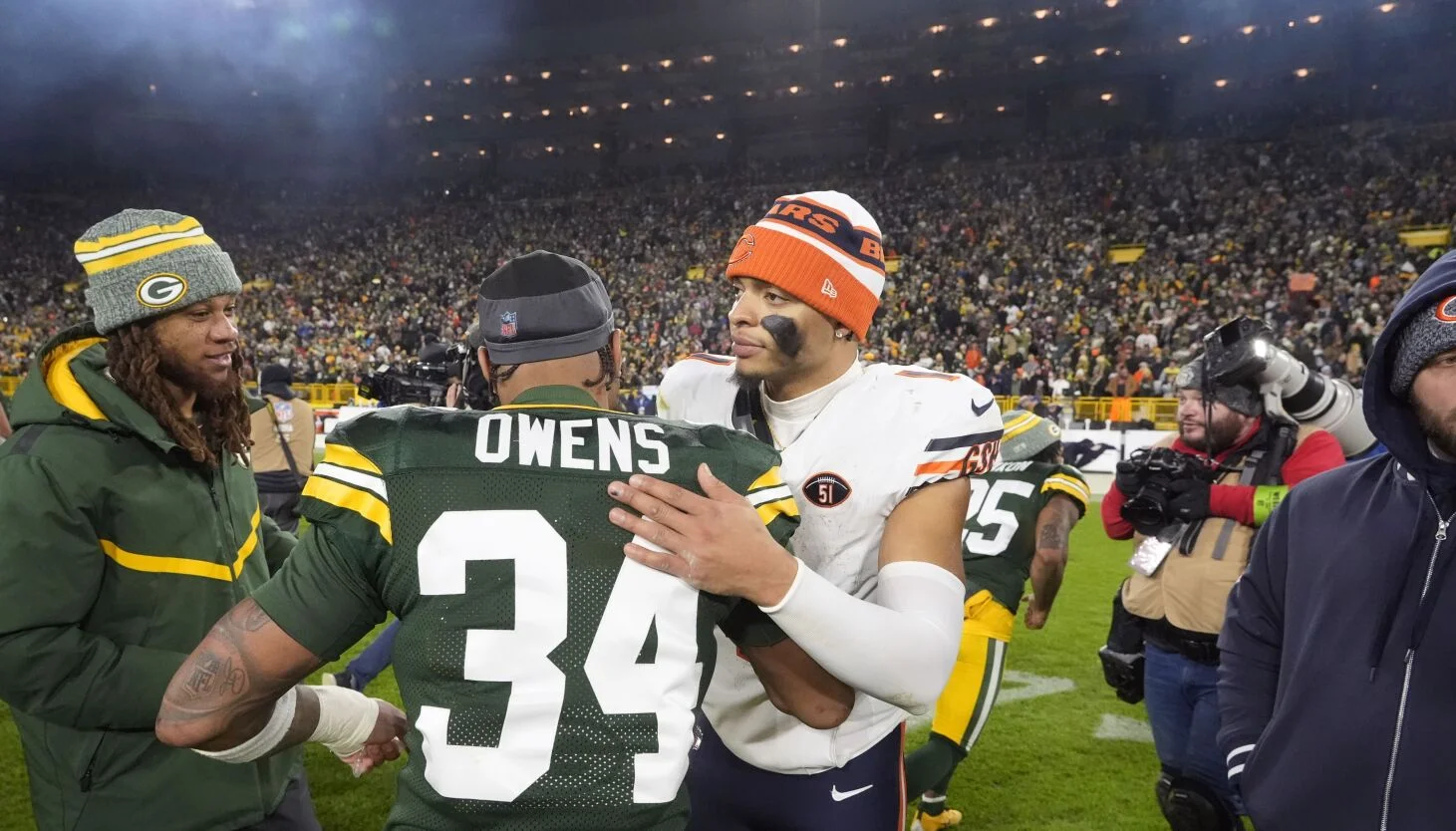 "Justin Fields' Controversial Hits: A Closer Look at the NFL Officiating"