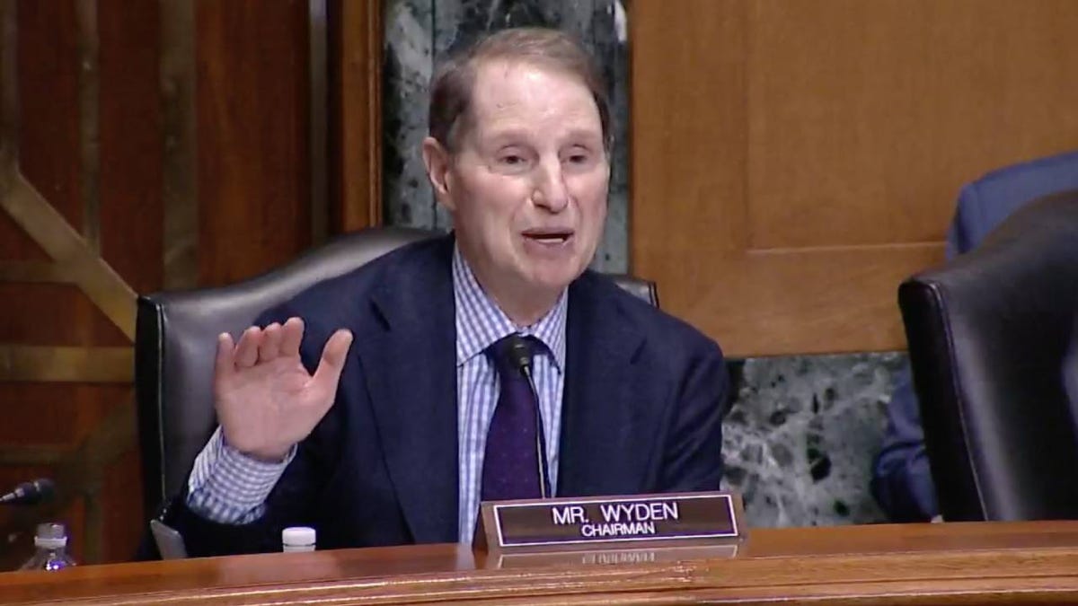 Congress accuses Sony of unfair business practices against Xbox.