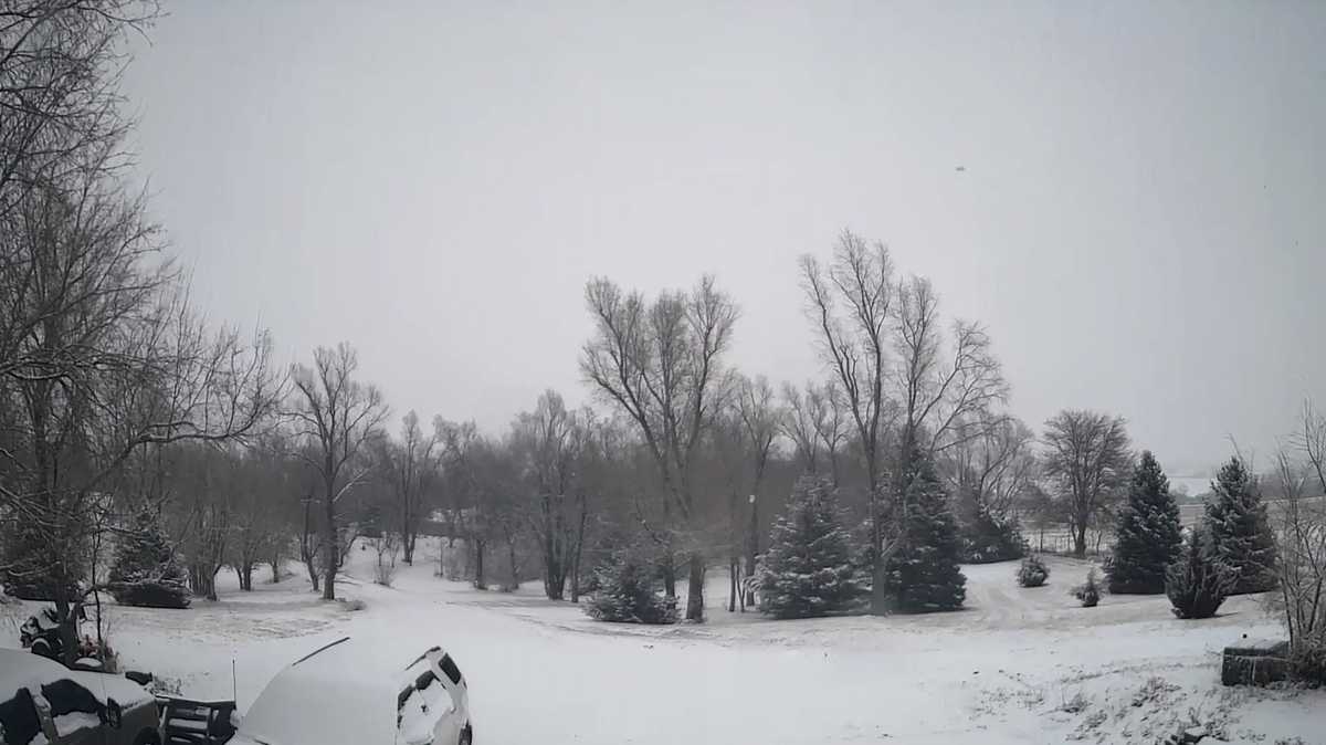 "Winter Storm Brings Heavy Snow and Hazardous Road Conditions to Nebraska and Iowa"