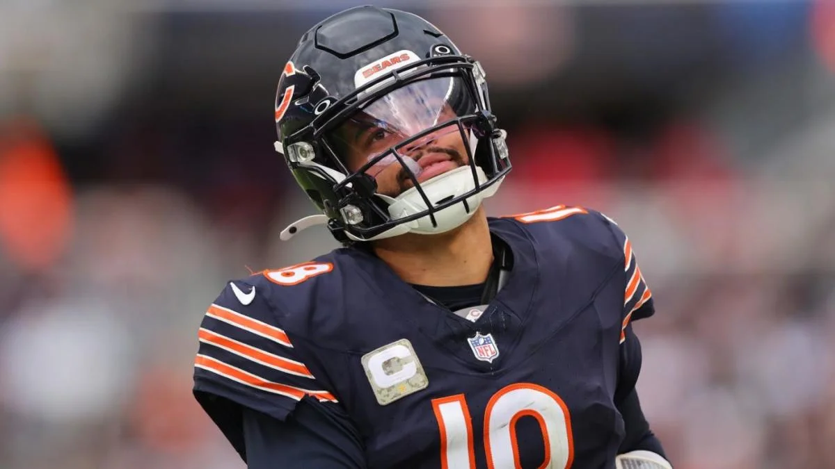 Featured image for Bears Stick with Williams as QB Amid Promised Offensive Overhaul