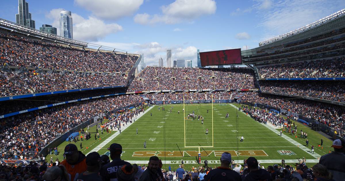 Featured image for Aurora Suburb Extends Invitation to Chicago Bears for New Stadium