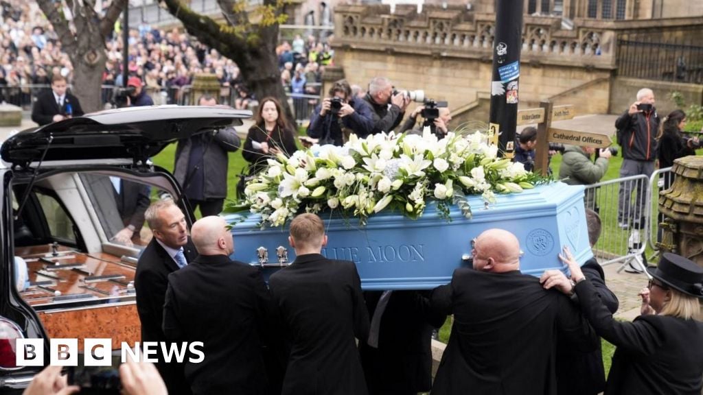 Featured image for Manchester Mourns Ricky Hatton in Emotional Funeral