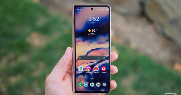 Featured image for "Samsung's Generous $1,279 Discount on Galaxy Z Fold 5 Leaves Customers Thrilled"