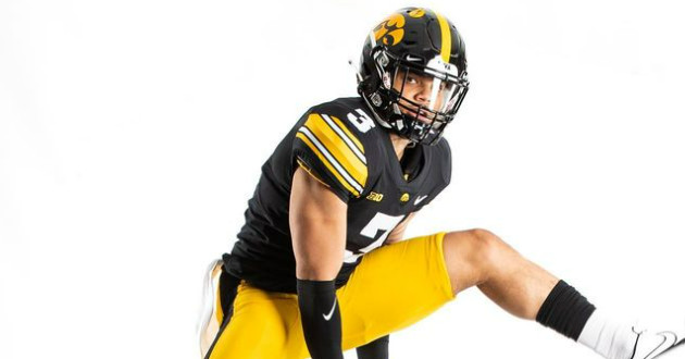 Iowa adds Ohio State transfer WR Kaleb Brown to their offensive arsenal.