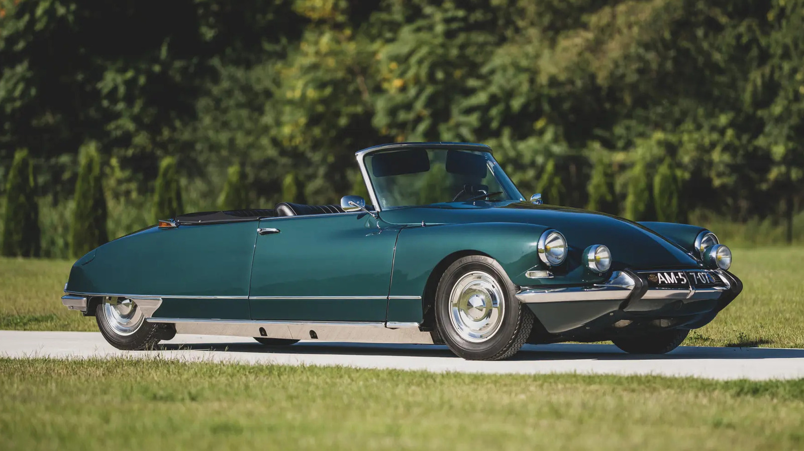 Featured image for Top Cars to Buy with Your Lottery Winnings