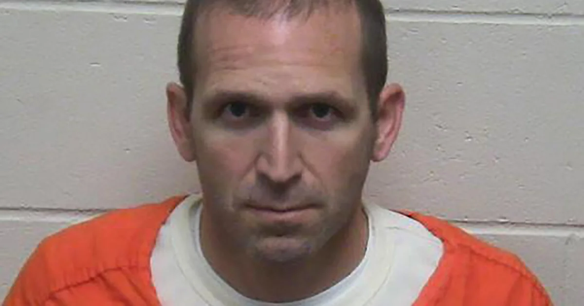 Featured image for Kayaker Who Faked Death and Fled U.S. Sentenced to 89 Days in Jail