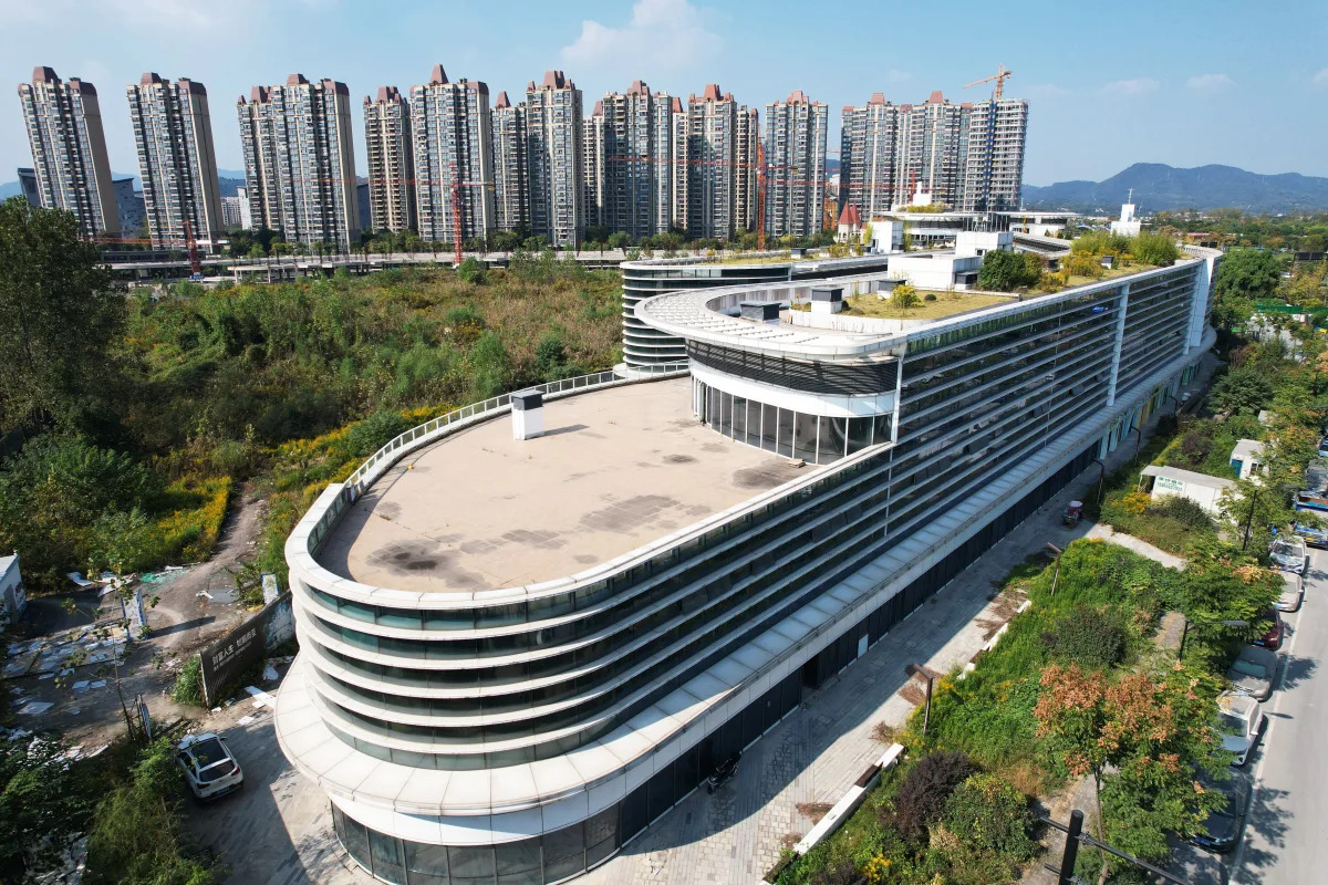 Featured image for "China's Record Mortgage Rate Cut Boosts Housing Market"