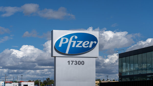 Featured image for Pfizer's Disappointing 2024 Outlook Sends Shares Tumbling