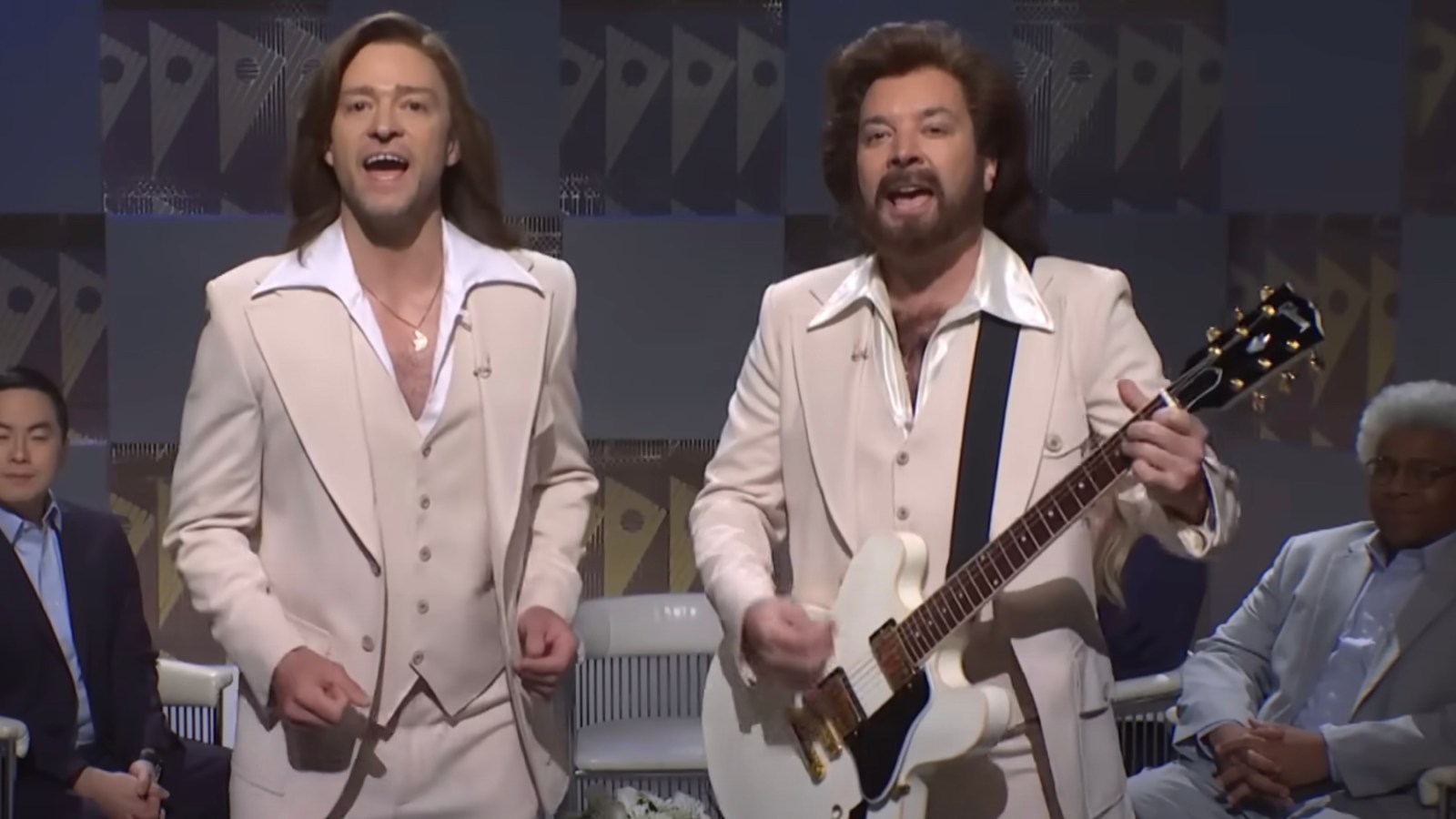 "Justin Timberlake and Jimmy Fallon Bring Back 'Barry Gibb Talk Show' on SNL After 10 Years"