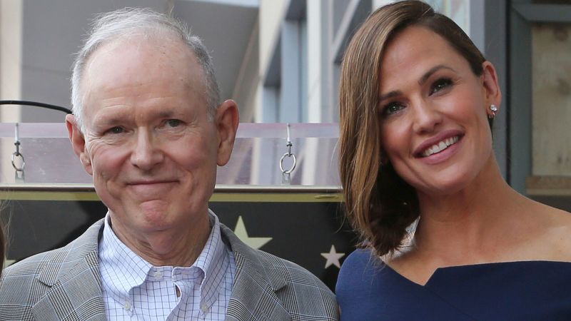 "Jennifer Garner Pays Tribute to Her Beloved Father William Garner, Who Passed Away at 85"