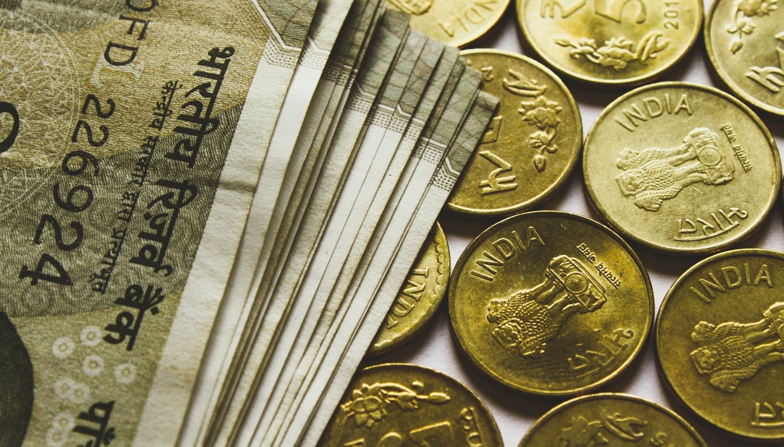 Featured image for "Workplace Changes and Emotional Intelligence: Horoscope for April 5, 2024"