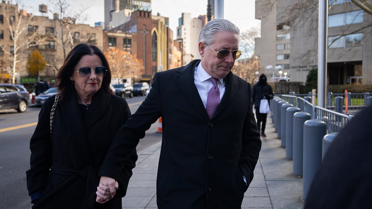 Featured image for Former FBI Counterintelligence Agent Sentenced to 4 Years for Assisting Russian Oligarch