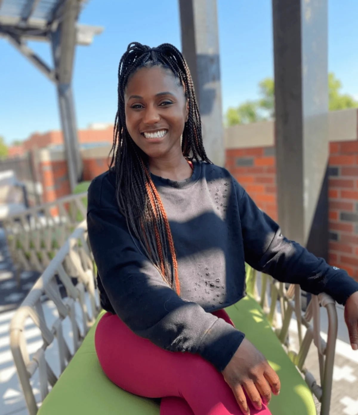 Featured image for Husband of Former Chiefs Cheerleader Speaks Out on Wife's Tragic Death After Stillbirth