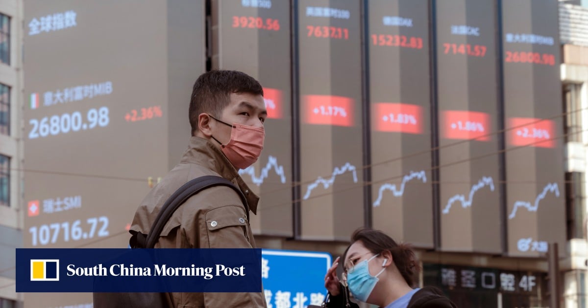 China's Economic Challenges: Capital Outflow, Normalizing Relations, Delayed Investments, and a Failed Charm Offensive