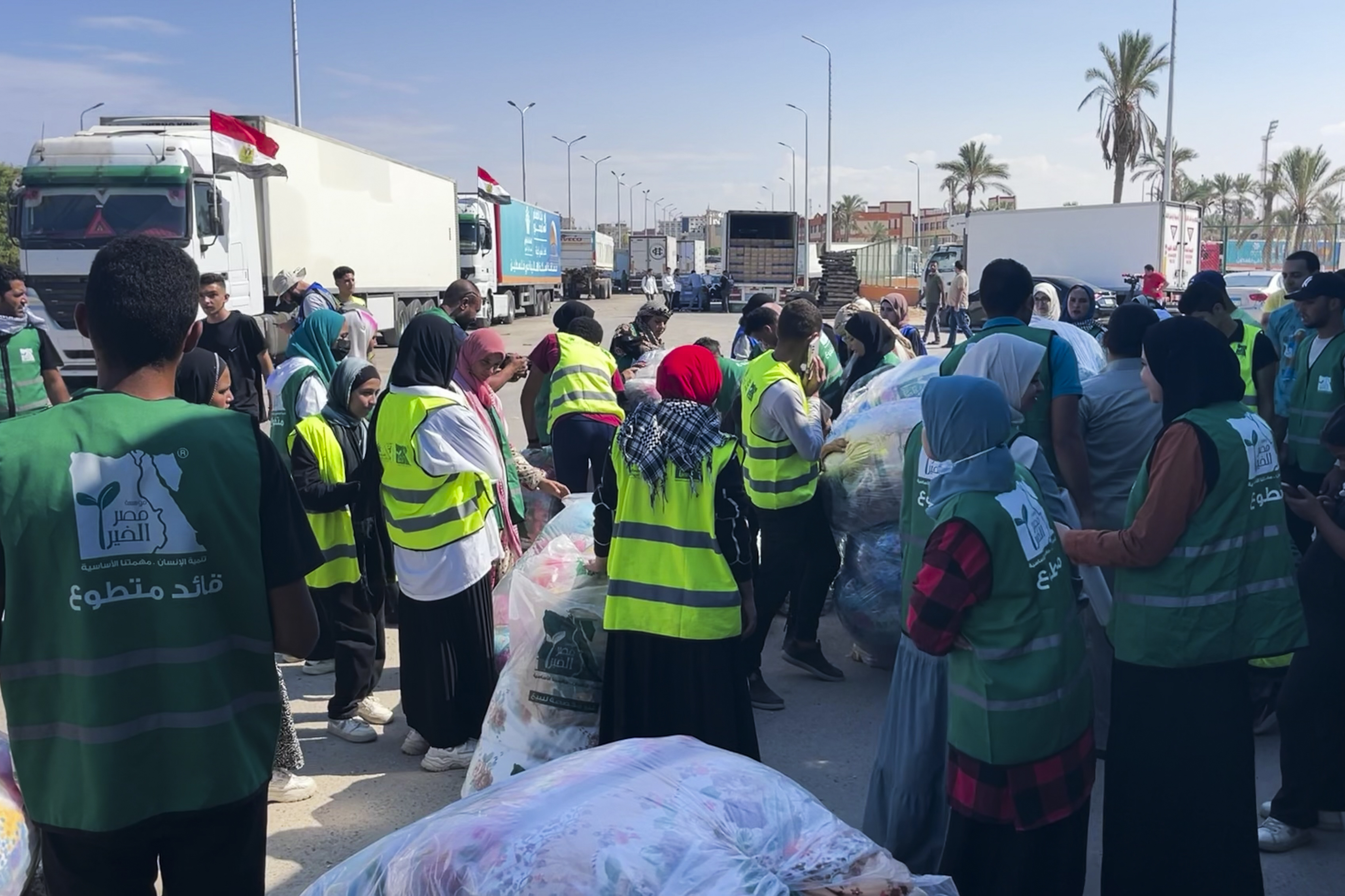 Gaza's Humanitarian Crisis: Aid Stuck, Water Running Out, and Total Collapse Looming