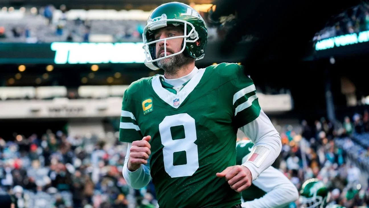 Aaron Rodgers to Sign One-Year Deal with Steelers