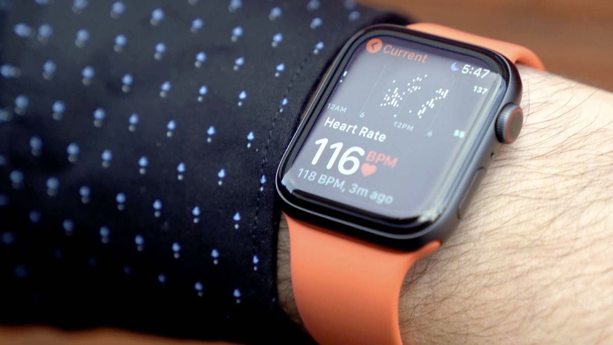 Featured image for "Apple Watch's VO2 Max Alerts: Uncovering Hidden Heart Conditions"