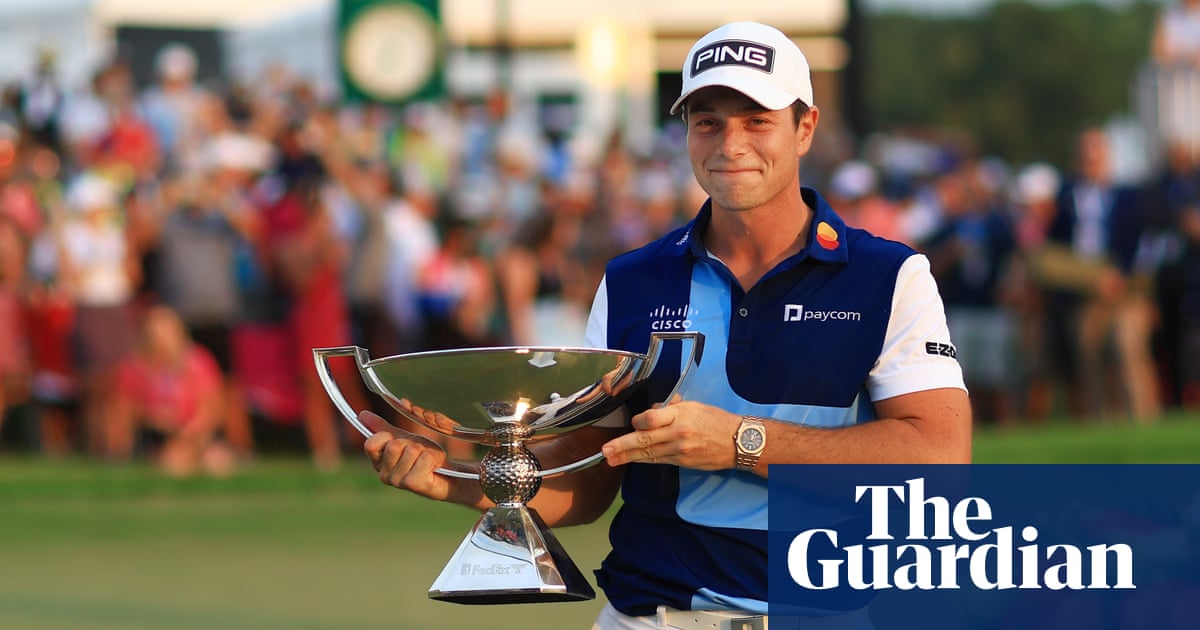 Viktor Hovland Dominates Tour Championship and Claims FedEx Cup